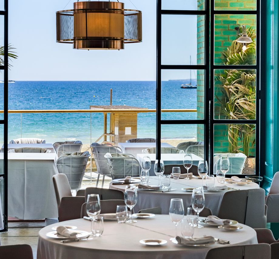 Tatel Ibiza, uno de los restaurantes emblema de la isla, abrió el 10 de Julio.