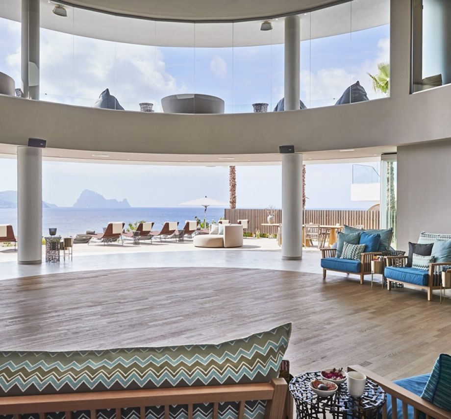 PURE SEVEN SPA PRESENTA SU CALENDARIO DE ESPECIALISTAS