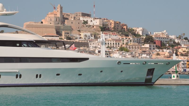 Evolution Yacht Agents