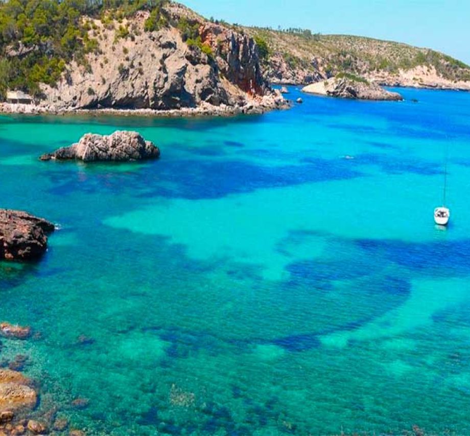¿Buscas una propiedad en Ibiza? Ibiza Country Villas ofrece visitas virtuales.