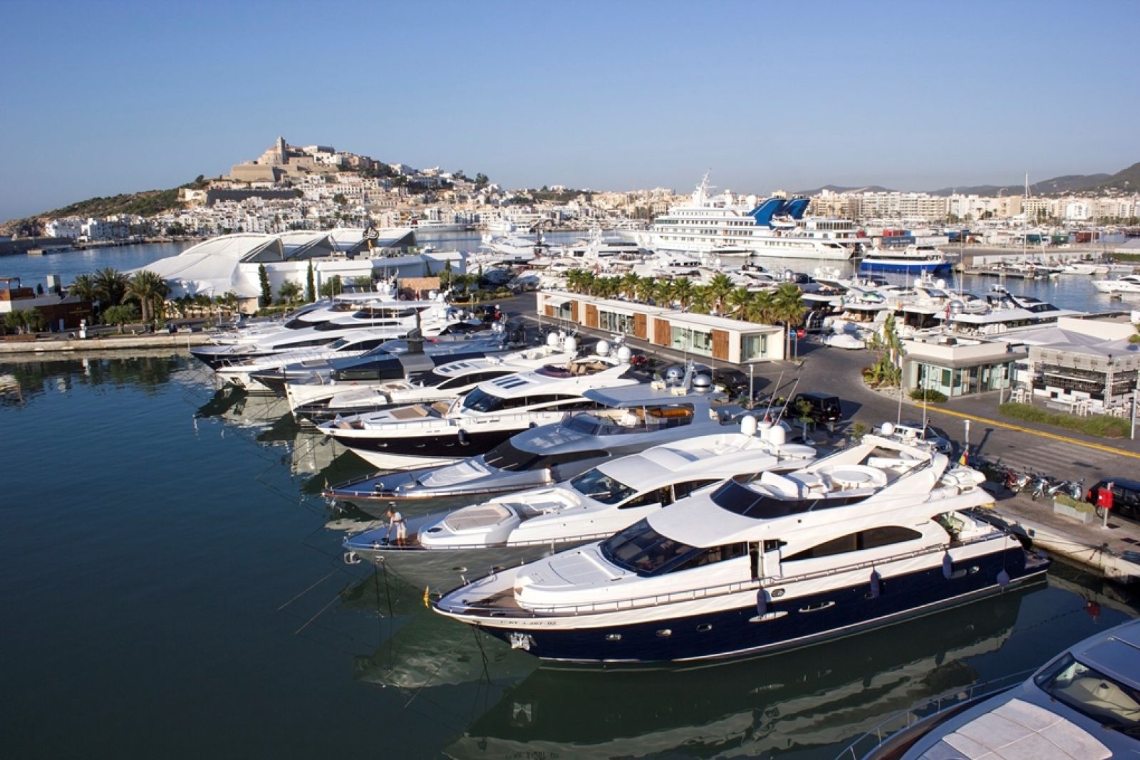 MARINA IBIZA. MÁS QUE UNA MARINA, UN ESTILO DE VIDA… AHORA MÁS QUE NUNCA.